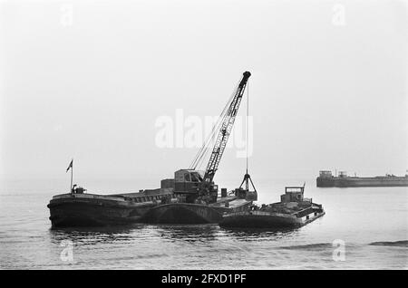 Rassegna stampa Southern Flevoland, numero 12 DREDGE Mills Southern Flevopolder, 13 febbraio 1968, BAGGERMOLENS, Paesi Bassi, foto agenzia stampa del xx secolo, notizie da ricordare, documentario, fotografia storica 1945-1990, storie visive, Storia umana del XX secolo, che cattura momenti nel tempo Foto Stock