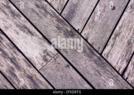 Legno naturale marrone non verniciato con grani per sfondo e texture Foto Stock