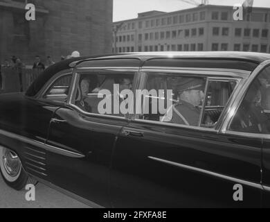 Secondo giorno della visita reale in Belgio, arrivo al municipio di Anversa, 31 maggio 1960, arrivi, visite di stato, Città, Paesi Bassi, agenzia stampa del XX secolo foto, notizie da ricordare, documentario, fotografia storica 1945-1990, storie visive, Storia umana del XX secolo, che cattura momenti nel tempo Foto Stock