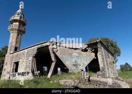 Ex moschea siriana abbandonata durante la guerra dei sei giorni del 1967. Golan Heights, Israele Foto Stock