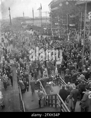 Calcio Feyenoord / Sparta 0-3 folla allo stadio, 7 marzo 1959, Paesi Bassi, 20 ° secolo agenzia stampa foto, notizie da ricordare, documentario, fotografia storica 1945-1990, storie visive, Storia umana del XX secolo, che cattura momenti nel tempo Foto Stock