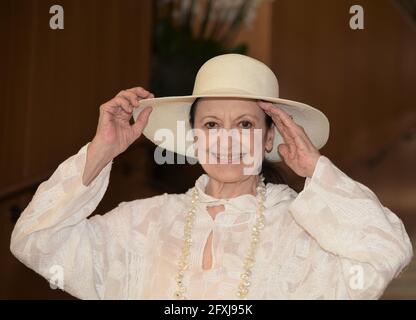 Milano, Italia. 07 luglio 2017. Milano, archivio Italia Carla Fracci nella foto: Carla Fracci in Laura Biagiotti dress Credit: Agenzia fotografica indipendente/Alamy Live News Foto Stock