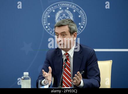 Italia, Roma, 20 maggio 2021 : Andrea Orlando, Ministro del lavoro, in conferenza stampa sul 'Congresso sulle imprese, il lavoro e le professioni' per la fine Foto Stock