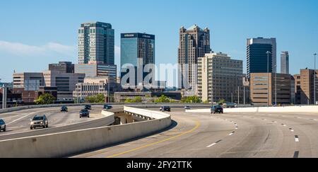Birmingham, Alabama, skyline della città dalla i-20 in prossimità del centro. (STATI UNITI) Foto Stock