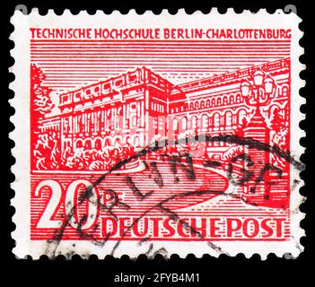 MOSCA, RUSSIA - 23 SETTEMBRE 2019: Francobollo stampato in Germania, Berlino, Mostre Technical College, Berlin Buildings serie, circa 1949 Foto Stock