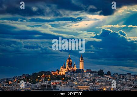 FRANCIA. PARIGI (75) QUARTIERE DI MONTMARTRE. BASILICA DEL SACRO CUORE Foto Stock