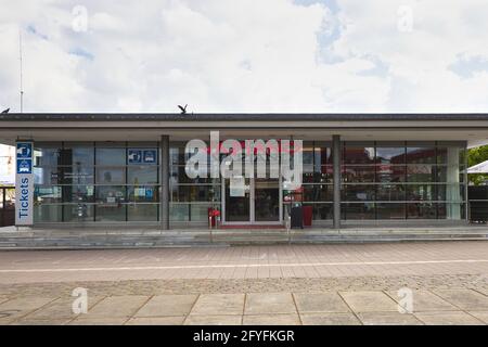 KIEL, GERMANIA - 18 maggio 2021: Vapiano è una società tedesca di franchising di ristoranti, che offre cucina italiana secondo il principio fast-casual, Pizza An Foto Stock