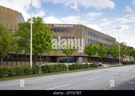 K, GERMANIA - 18 maggio 2021: Kiel, Schleswig-Holstein, Germania, 18 2021 maggio, Sede della compagnia di assicurazione tedesca Provenzial Foto Stock