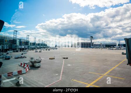 Vista a tempo dell'aeroporto internazionale Foto Stock