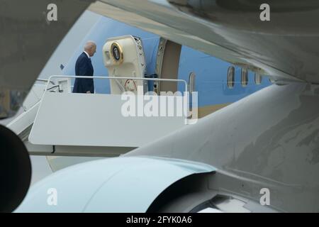 Il presidente Joe Biden si è Unito a Air Force One alla base congiunta Andrews, per fare osservazioni alla base congiunta Langley-Eustis in Virginia, venerdì 28 maggio 2021. Foto di Chris Kleponis/UPI Credit: UPI/Alamy Live News Foto Stock