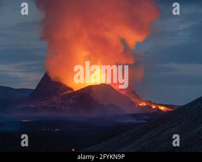 Vulcano, eruzione Geldingardalur, Fagradalsfjall, Islanda, preso il 22 maggio 2021 Foto Stock