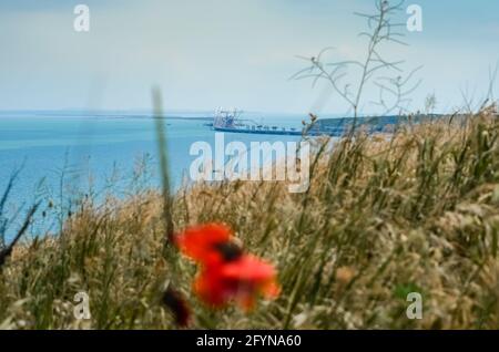 Kerch, Crimea - vista panoramica della città dal Monte Mitridate, città di mare, località del Mar Nero Foto Stock