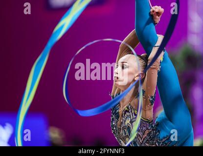 Pesaro, Italia. 29 maggio 2021. Onoprienko Viktoriia (UKR) durante la Ginnastica ritmica Coppa del mondo di fig 2021 Pesaro alla Vitrifrigo Arena di Pesaro, Italia il 29 maggio 2021 - Foto FCI/Fabrizio Carabelli/LM Credit: Live Media Publishing Group/Alamy Live News Foto Stock