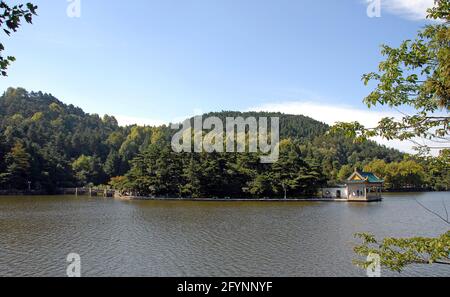 Lushan montagna nella provincia di Jiangxi, Cina. Il lago Lulin sul Monte Lu fa parte della bellezza naturale di questa montagna panoramica. Foto Stock