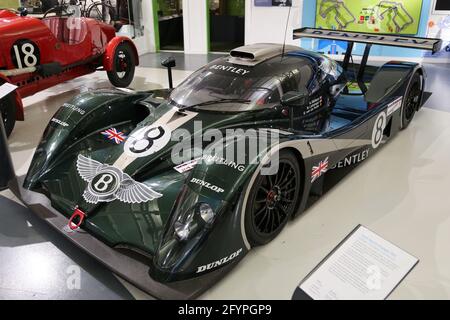 Bentley Speed 8 (2001) le Mans, British Motor Museum, Gaydon, Warwick, West Midlands, Inghilterra, Gran Bretagna, Regno Unito, Europa Foto Stock