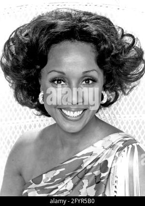 DIAHANN CARROLL (1935-2019) Foto promozionale di attrice e cantante statunitense nel 1976 Foto Stock