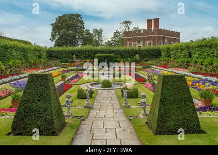 Pool Garden, Hampton Court Palace, Londra, Inghilterra Foto Stock