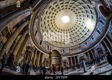 La decorazione interna del Pantheon a Roma Foto Stock