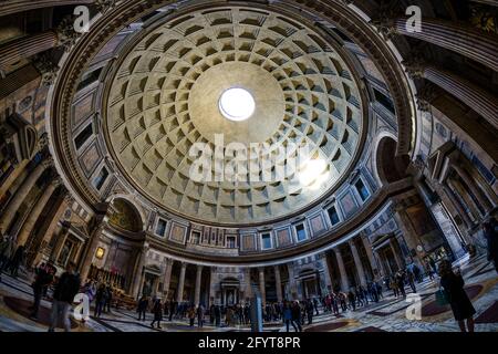 La decorazione interna del Pantheon a Roma Foto Stock