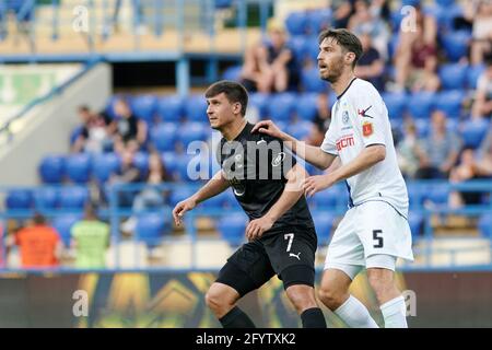 Kharkiv, Ucraina - il 29 maggio 2021: La partita di calcio dell'ucraino PFL Metallist 1925 vs Chornomorec Foto Stock
