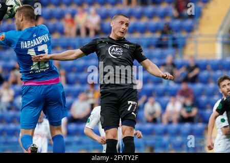 Kharkiv, Ucraina - il 29 maggio 2021: La partita di calcio dell'ucraino PFL Metallist 1925 vs Chornomorec Foto Stock