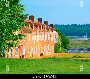 Regno Unito, Inghilterra, Hampshire, Bucklers Hard, estuario di Beaulieu, primavera, bassa marea, Foto Stock