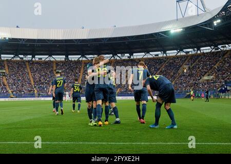 Kharkiv, Ucraina - 29 maggio 2021: La partita di calcio della PFL Ucraina FC Metal vs Krivbass Foto Stock