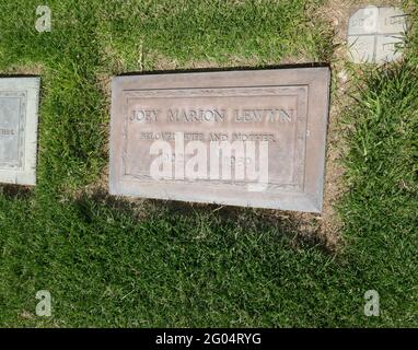 Corona del Mar, California, USA 29 Maggio 2021 UNA visione generale dell'atmosfera dell'attrice Marion Mack's grave al Pacific View Memorial Park al 3500 Pacific View Drive a Corona del Mar, California, USA. Foto di Barry King/Alamy Stock foto Foto Stock