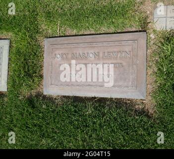 Corona del Mar, California, USA 29 Maggio 2021 UNA visione generale dell'atmosfera dell'attrice Marion Mack's grave al Pacific View Memorial Park al 3500 Pacific View Drive a Corona del Mar, California, USA. Foto di Barry King/Alamy Stock foto Foto Stock