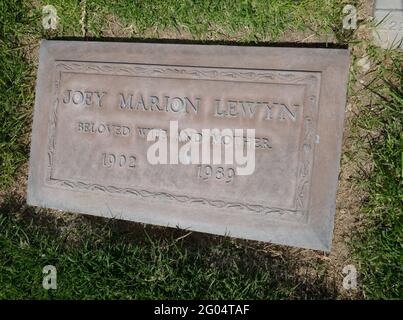 Corona del Mar, California, USA 29 Maggio 2021 UNA visione generale dell'atmosfera dell'attrice Marion Mack's grave al Pacific View Memorial Park al 3500 Pacific View Drive a Corona del Mar, California, USA. Foto di Barry King/Alamy Stock foto Foto Stock