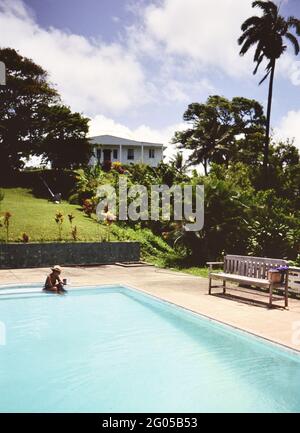 Novanta Trinidad e Tobago - piscina a Richmond Great House, restaurato storico piccolo rifugio ca. 1996 Foto Stock