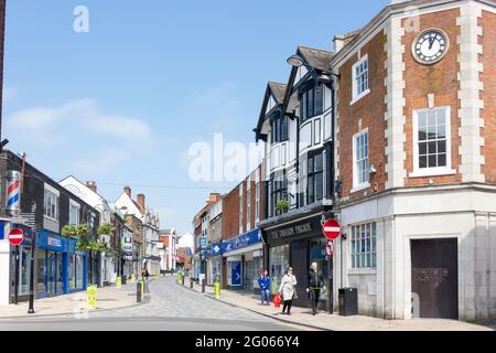High Street pedonale, Uttoxeter, Staffordshire, Inghilterra, Regno Unito Foto Stock
