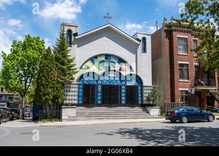 Montreal, CA - 14 maggio 2021: Vecchio calendario Chiesa Greco-Ortodossa Annunciazione della Santa Madre e San Nektario Foto Stock