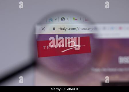 Los Angeles, California, USA - 1 giugno 2021: Logo Thalys o icona sulla pagina del sito, Editoriale illustrativo Foto Stock