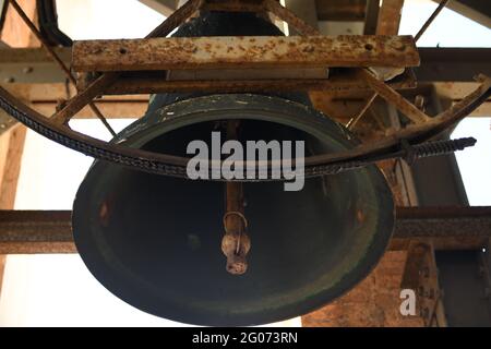 Blick auf die Glocke der Kirche von San Giorgio maggiore in der Lagune von Venedig Foto Stock