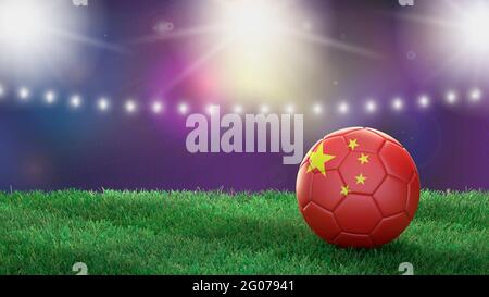 Palla di calcio in colori bandiera su uno sfondo luminoso e sfocato stadio. Cina. Immagine 3D Foto Stock