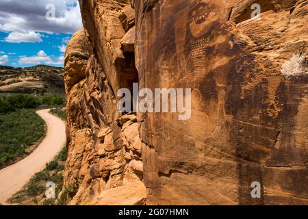 Cucciolo Creek Petroglifi al Dinosaur National Monument, Utah, USA Foto Stock