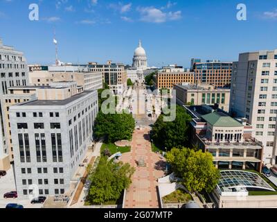 Fotografia aerea di Madison, Wisconsin, USA. Campidoglio statale. Foto Stock