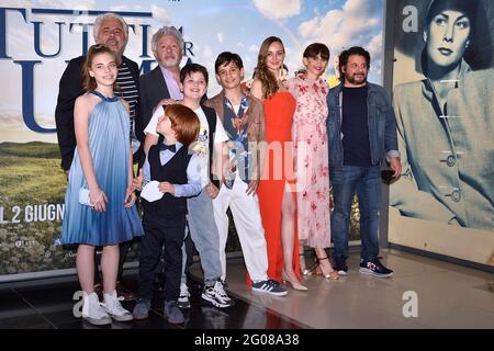 Roma, Italia. 01 Giugno 2021. Il regista Susy Laude pone con il cast alla Photocall del film tutti pazzi per Uma. Roma (Italia), 1 giugno 2021 Credit: dpa/Alamy Live News Foto Stock