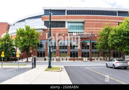 CHARLOTTE, NC, USA-30 MAGGIO 2021: Il centro di addestramento della salute del Novant all'arena di pallacanestro interna dello Spectrum Center. Foto Stock