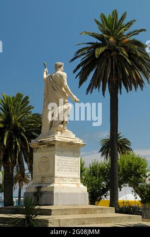 FRANCIA, HAUTE-CORSE (2B), BASTIA, PLACE SAINT-NICOLAS, STATUA DI NAPOLEONE Foto Stock