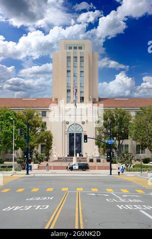 L'edificio della Contea di San Diego, in stile rinascita spagnolo/Beaux-Arts del 1938, sulla Pacific Hwy a San Diego, California Foto Stock