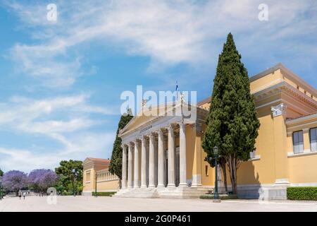 Atene, Attica, Grecia. La sala Zappeion è un edificio neoclassico situato nel parco nazionale dei giardini, vicino a Piazza Syntagma, nel centro della città di Atene Foto Stock