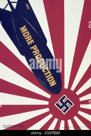 Un poster di propaganda alleata d'epoca che mostra una bomba che cade su una swastika e il sole che sorge con lo slogan 'più produzione' Foto Stock