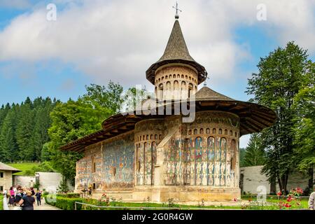 Dipinto la Chiesa al Monastero di Voronet, Voronet, Romania Foto Stock