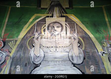 "Cristo in Gloria nel Tetramorfo" (Graham Sutherland, 1962, arazzi), Lady Chapel, Coventry Cathedral, Coventry, West Midlands, Inghilterra Regno Unito Europa Foto Stock