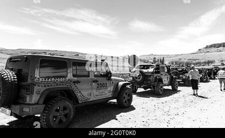 H, SUD AFRICA - 06 gennaio 2021: Harrismith, Sud Africa - 02 2015 ottobre: Addestramento del driver del percorso di montagna 4x4 al Camp Jeep nel Drakensberg Foto Stock