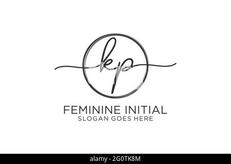 Logo scritto a mano KP con logo vettoriale a forma di cerchio di firma iniziale, matrimonio, moda, floreale e botanico con template creativo. Illustrazione Vettoriale