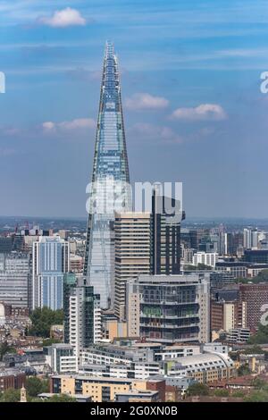 Vista generale dello Shard e del Guy's Hospital nel sud di Londra Foto Stock