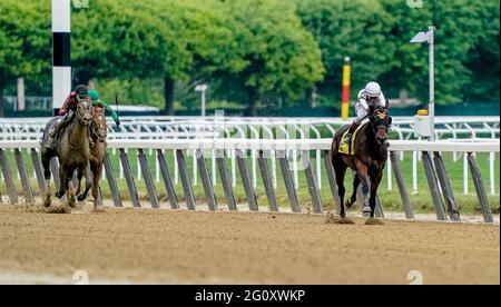 Elmont, NY, Stati Uniti. 3 Giugno 2021. 3 giugno 2021: Happy Soul n. 4, guidato da John Velazquez, vince l'Astoria Stakes giovedì al Belmont Stakes Festival di Belmont Park a Elmont, New York. Scott Serio/Eclipse Sportswire/CSM/Alamy Live News Foto Stock